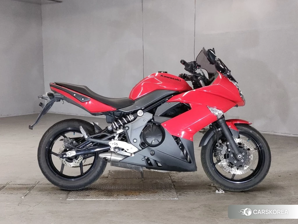 Проданный Kawasaki NINJA 400R 2012 из Японии
