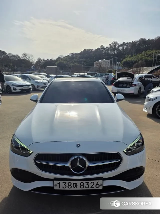 Mercedes-Benz C-Class W206 2022 Белый из Кореи