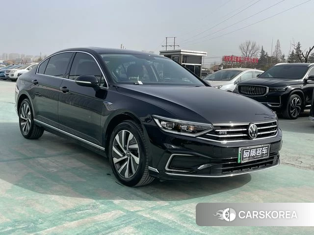 Volkswagen Magotan PHEV 2023 Черный из Китая
