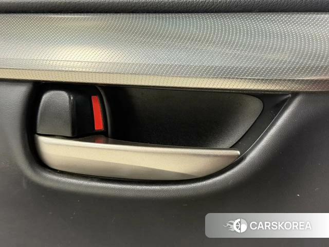 Lexus NX 2021 Серебристо-серый из Китая