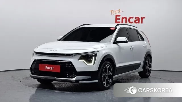 Kia Di Ol Nu Niro 2022 Белый из Кореи