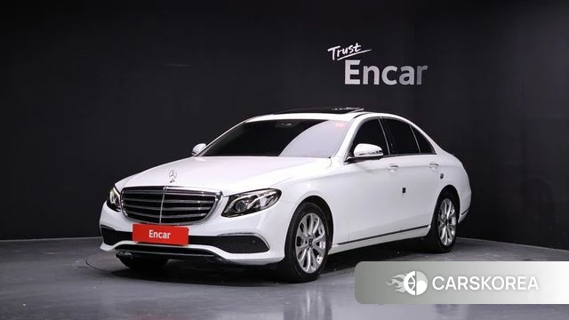 Mercedes-Benz E-Class W213 2019 Белый из Кореи