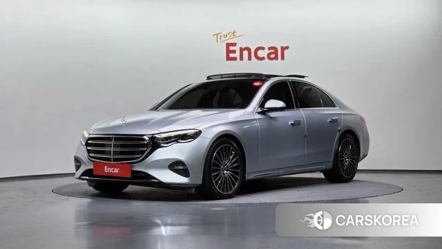 Mercedes-Benz E-Class W214 2024 Серебряный из Кореи
