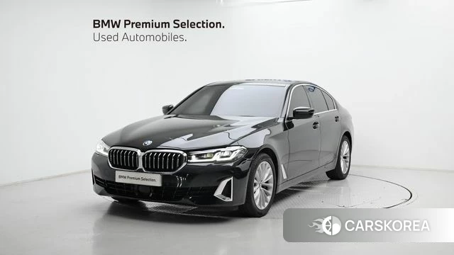 BMW 5 Series (G30) 2022 Черный из Кореи