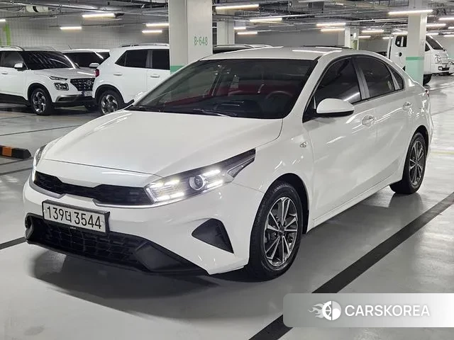 Kia The New K3 2nd generation 2021 Белый из Кореи