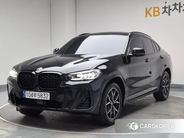 BMW X4 (G02) 2023 Черный из Кореи