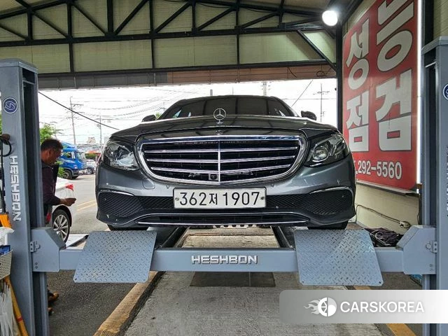 Mercedes-Benz E-Class W213 2019 Серый из Кореи