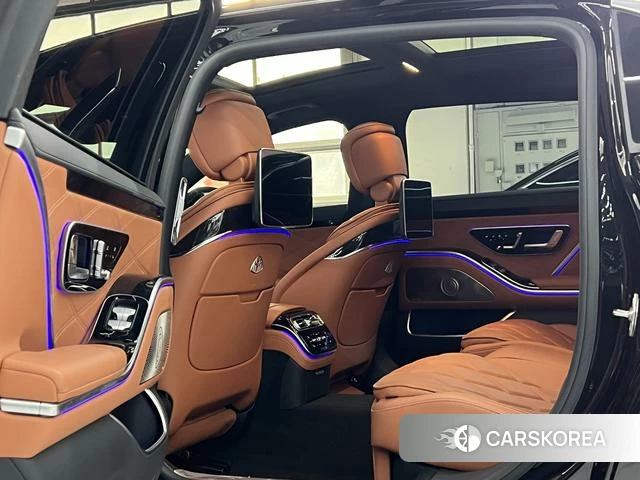 Mercedes-Benz Maybach S-class 2022 Черный из Китая