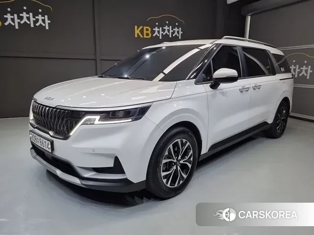 Kia Carnival 4th generation 2022 Белый из Кореи