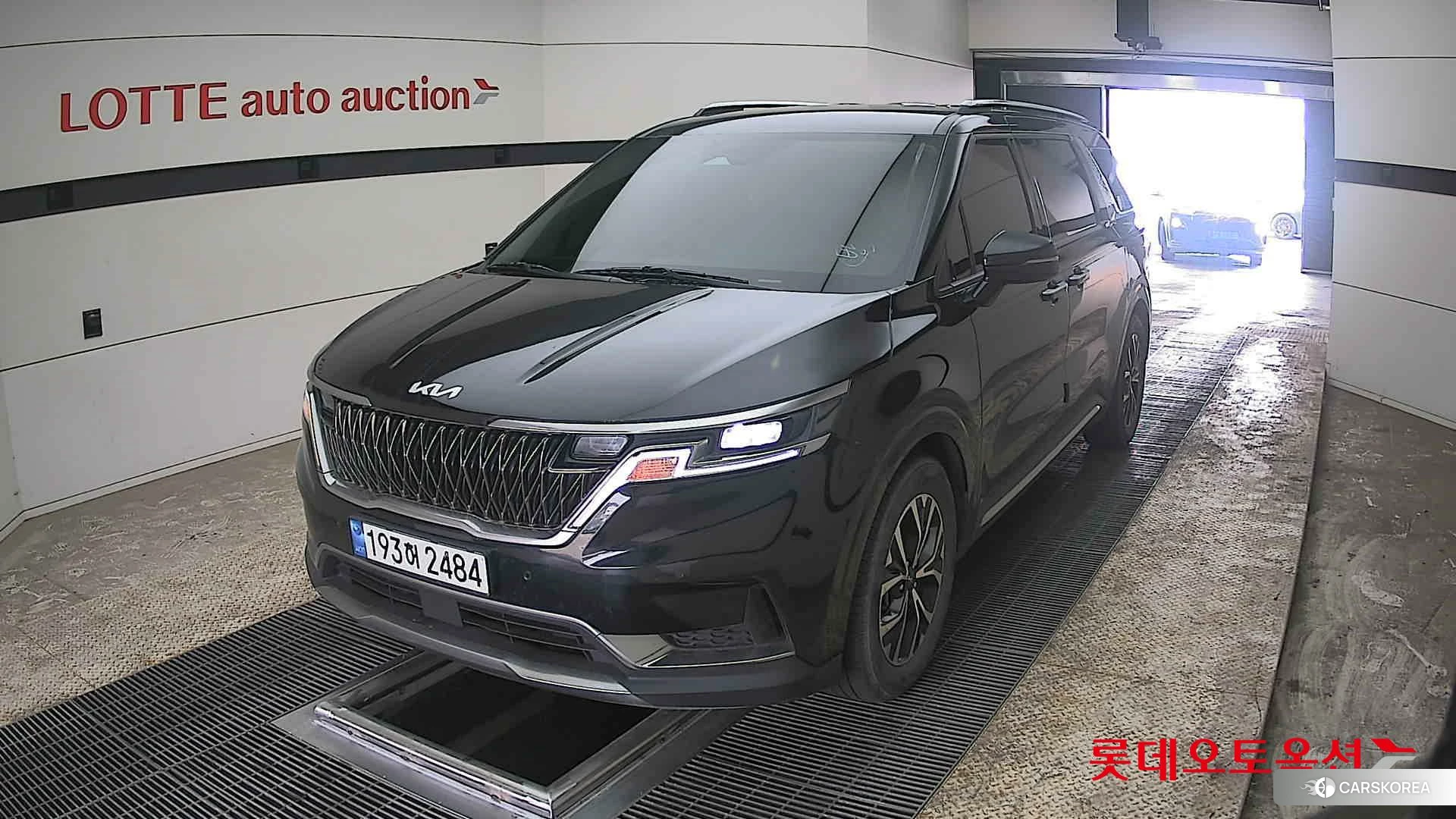 Kia Carnival 2023 Aurora Black Pearl из Кореи