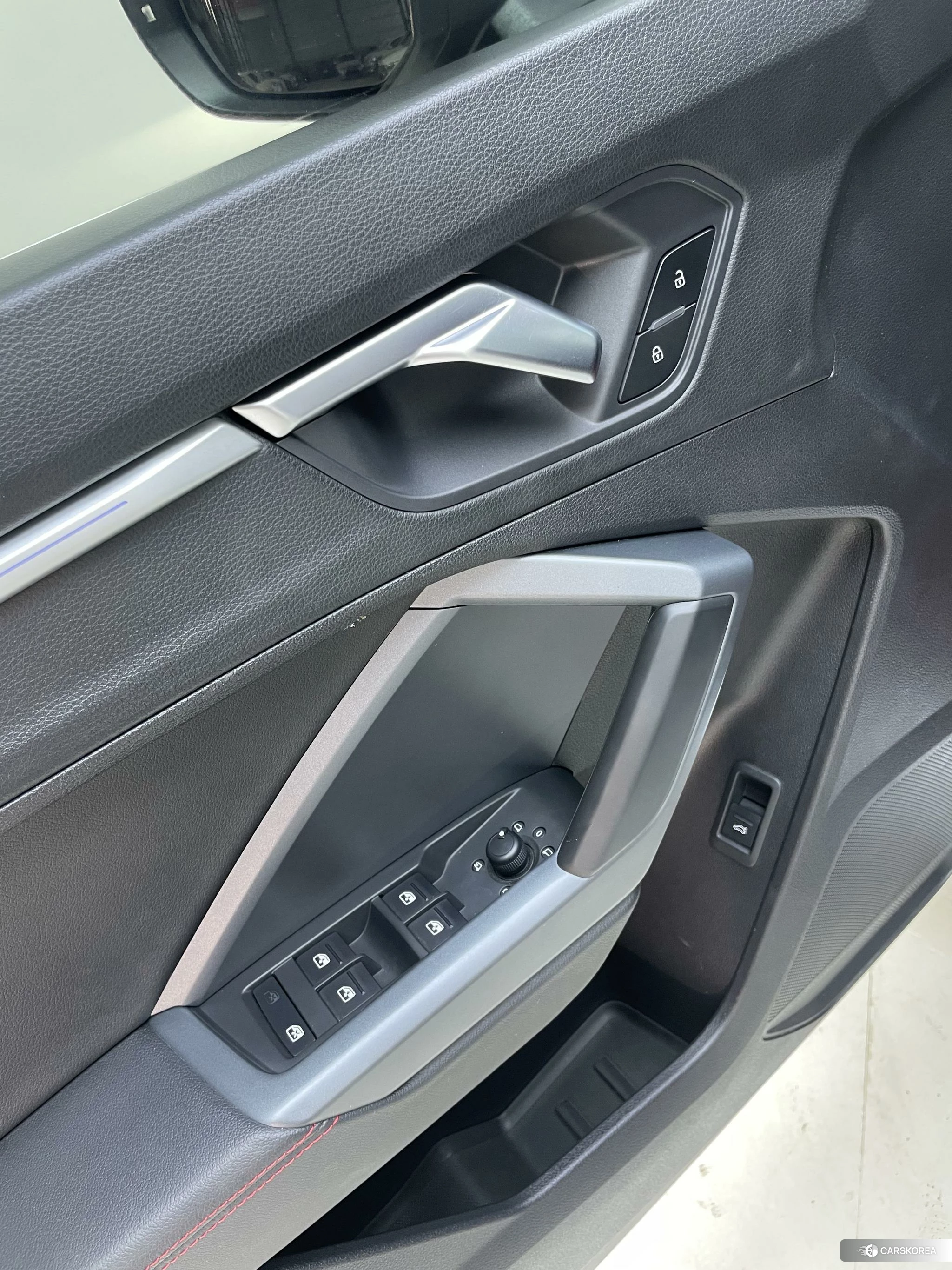 Audi Q3 2022 Белый из Китая