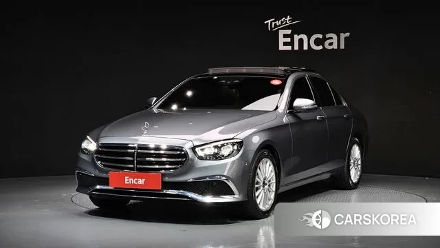 Mercedes-Benz E-Class W213 2021 Серый из Кореи
