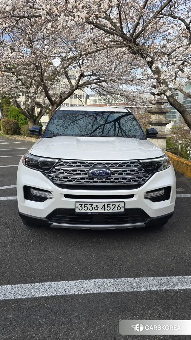Ford Explorer 6th Generation 2019 Белый из Кореи