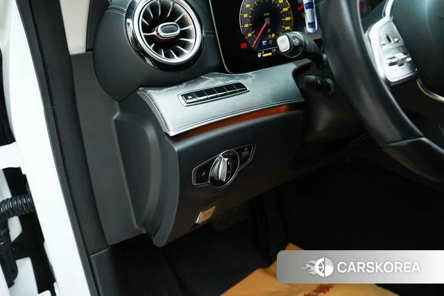 Mercedes-Benz CLS 2020 Белый из Китая