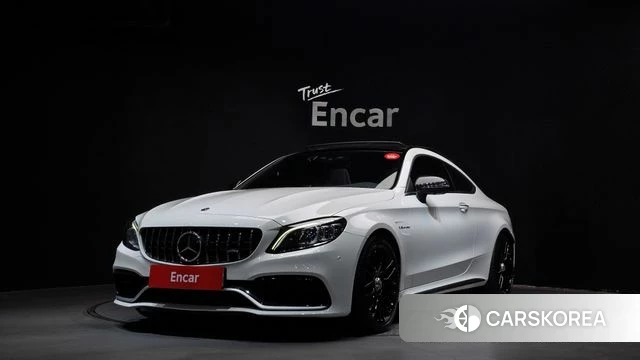 Mercedes-Benz C-Class W205 2021 Белый из Кореи