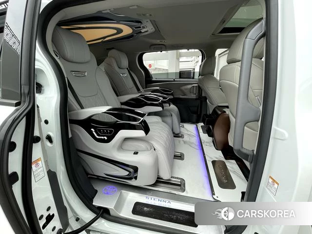 Toyota Saina 2022 Белый из Китая