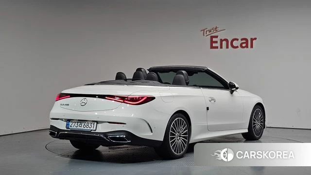 Mercedes-Benz CLE-Class C236 2024 Белый из Кореи