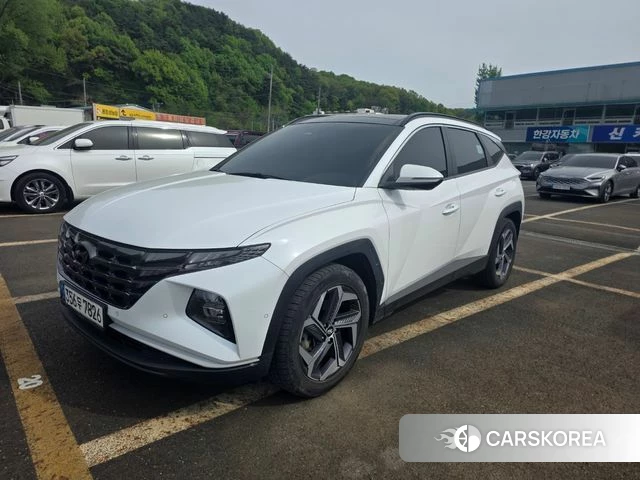 Hyundai Tucson (NX4) 2021 Белый из Кореи