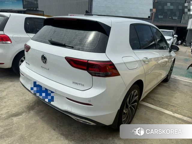 Volkswagen Golf 2023 Белый из Китая
