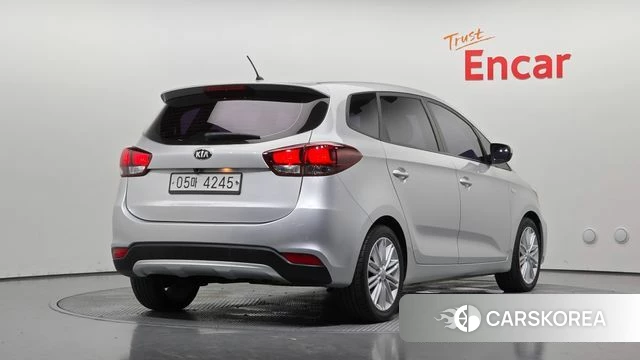 Kia The New Carens 2018 Серебряный из Кореи