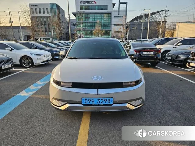 Hyundai Ionic 5 2021 Серебристо-серый из Кореи