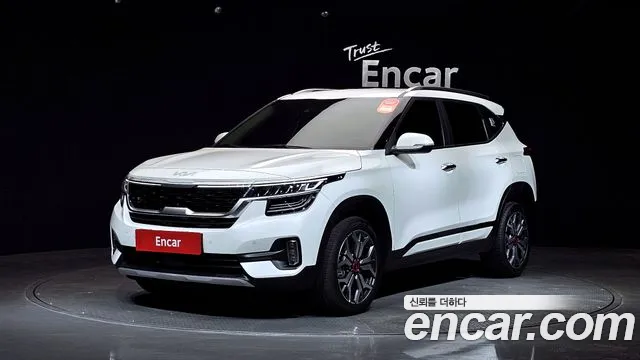 Kia Seltos 2022 Белый из Кореи