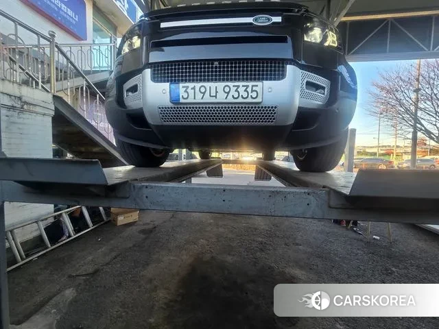 Land Rover Defender (L663) 2020 Черный из Кореи