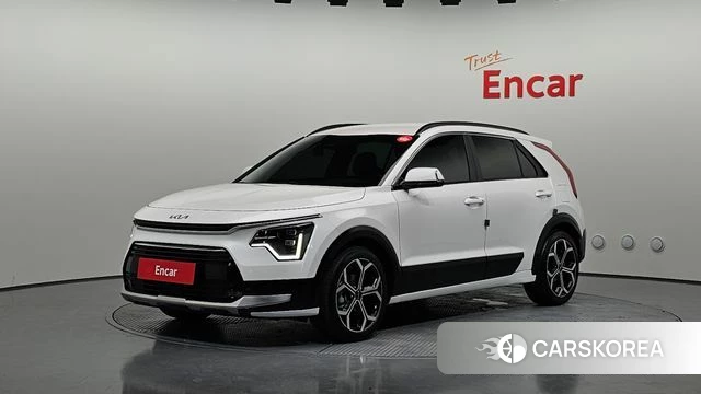 Kia Di Ol Nu Niro 2022 Белый из Кореи