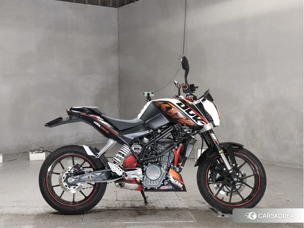 Проданный KTM 200 DUKE 2014 из Японии, фото 2