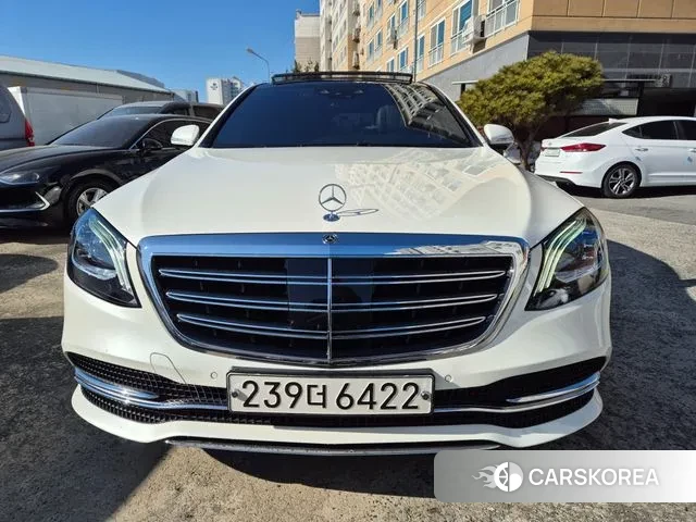 Mercedes-Benz S-Class W222 2018 Белый из Кореи