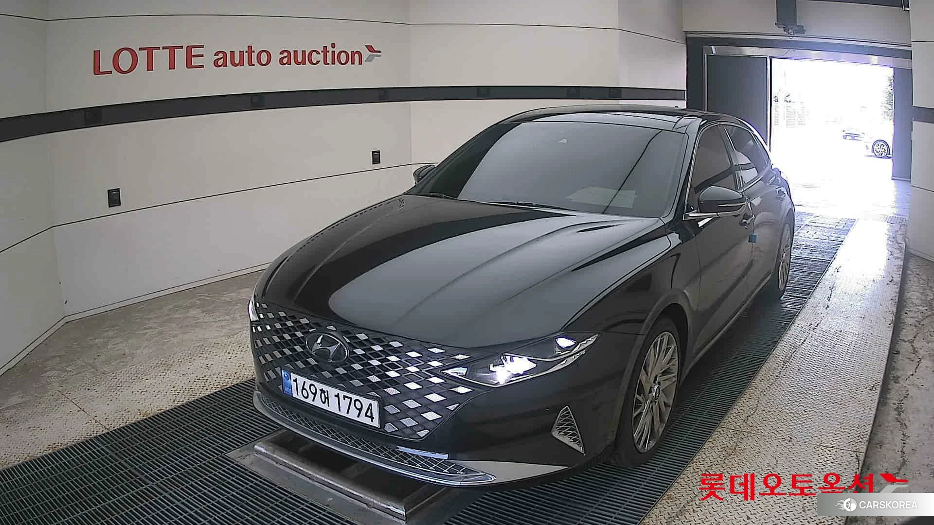 Hyundai Grandeur 2022 Midnight Black Pearl из Кореи