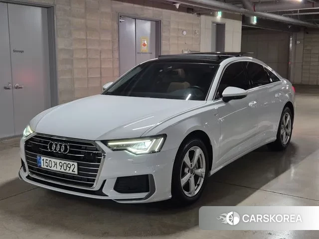 Audi A6 (C8) 2020 Белый из Кореи