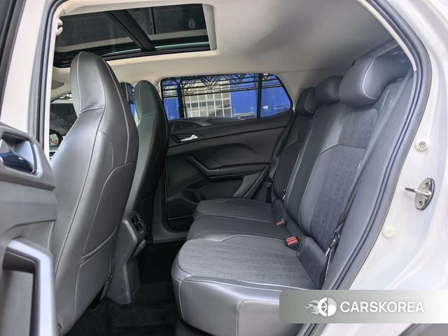 Volkswagen Tu Kai 2021 Белый из Китая