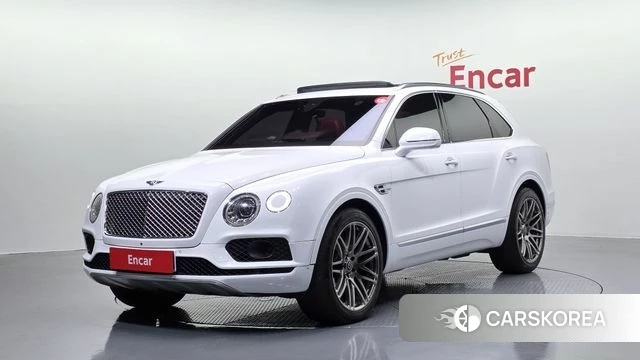 Bentley Bentayga 2018 Белый из Кореи