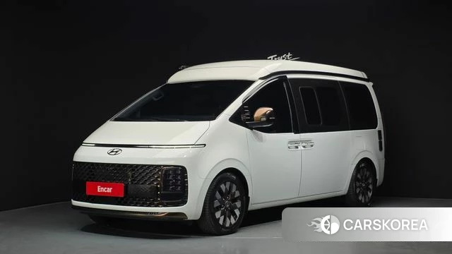 Hyundai Staria 2023 Белый из Кореи