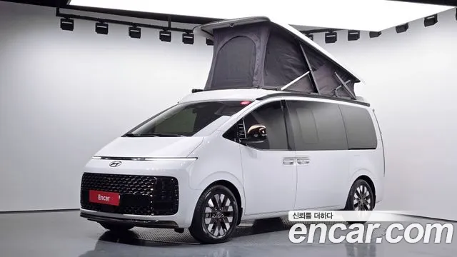 Hyundai Staria 2022 Белый из Кореи