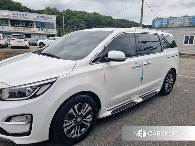 Kia The New Carnival 2019 Белый из Кореи