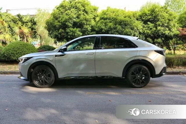 Honda e: NP2 Pole Pai 2 2024 Белый из Китая