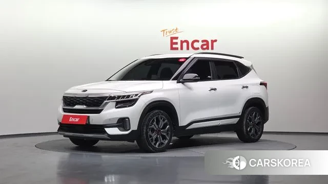 Kia Seltos 2019 Белый из Кореи