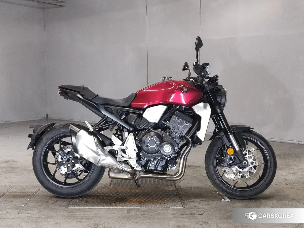 Проданный Honda CB1000R 2020 из Японии