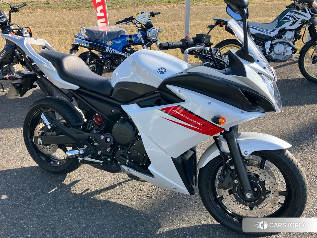 Проданный Yamaha XJ6 DIVERSION 2013 из Японии