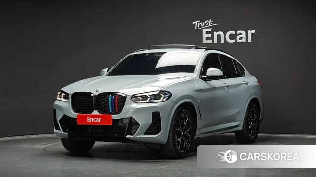 BMW X4 (G02) 2024 Серебристо-серый из Кореи