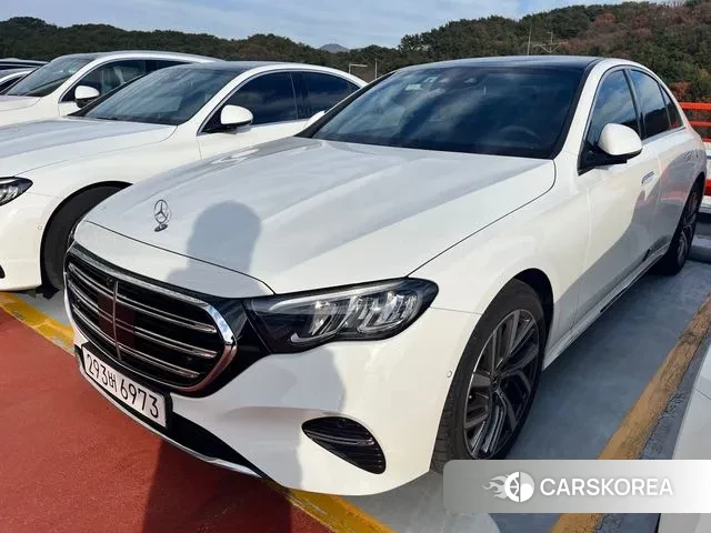 Mercedes-Benz E-Class W214 2024 Белый из Кореи