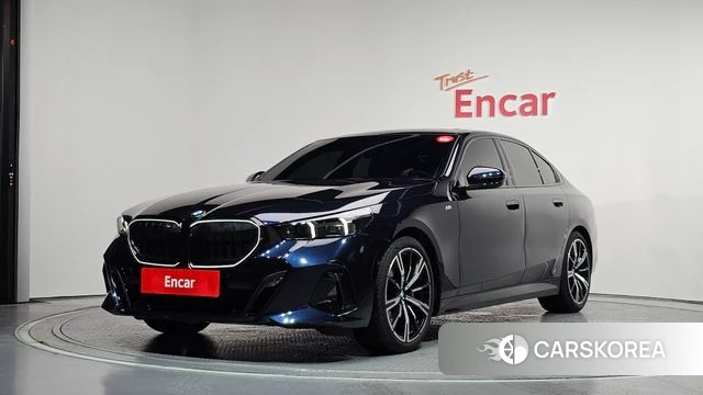 BMW 5 Series (G60) 2024 Синий из Кореи