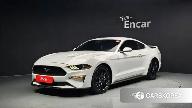 Ford Mustang 2019 Белый из Кореи