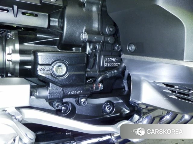 Engine photo