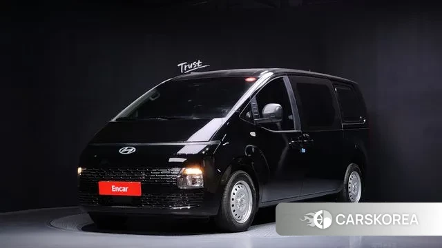 Hyundai Staria 2025 Черный из Кореи