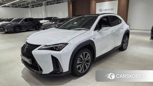 Lexus UX300h 2025 Белый из Кореи