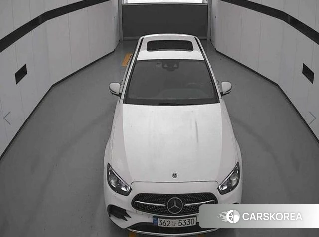 Mercedes-Benz E-Class W213 2021 Белый из Кореи