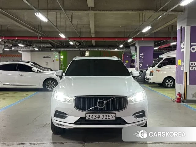 Volvo XC60 second Generation 2019 Белый из Кореи